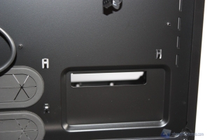 Corsair 350D_70
