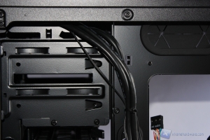 Corsair 350D_71