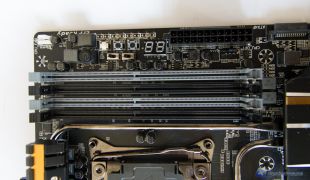 Gigabyte GA-X99-UD7-049